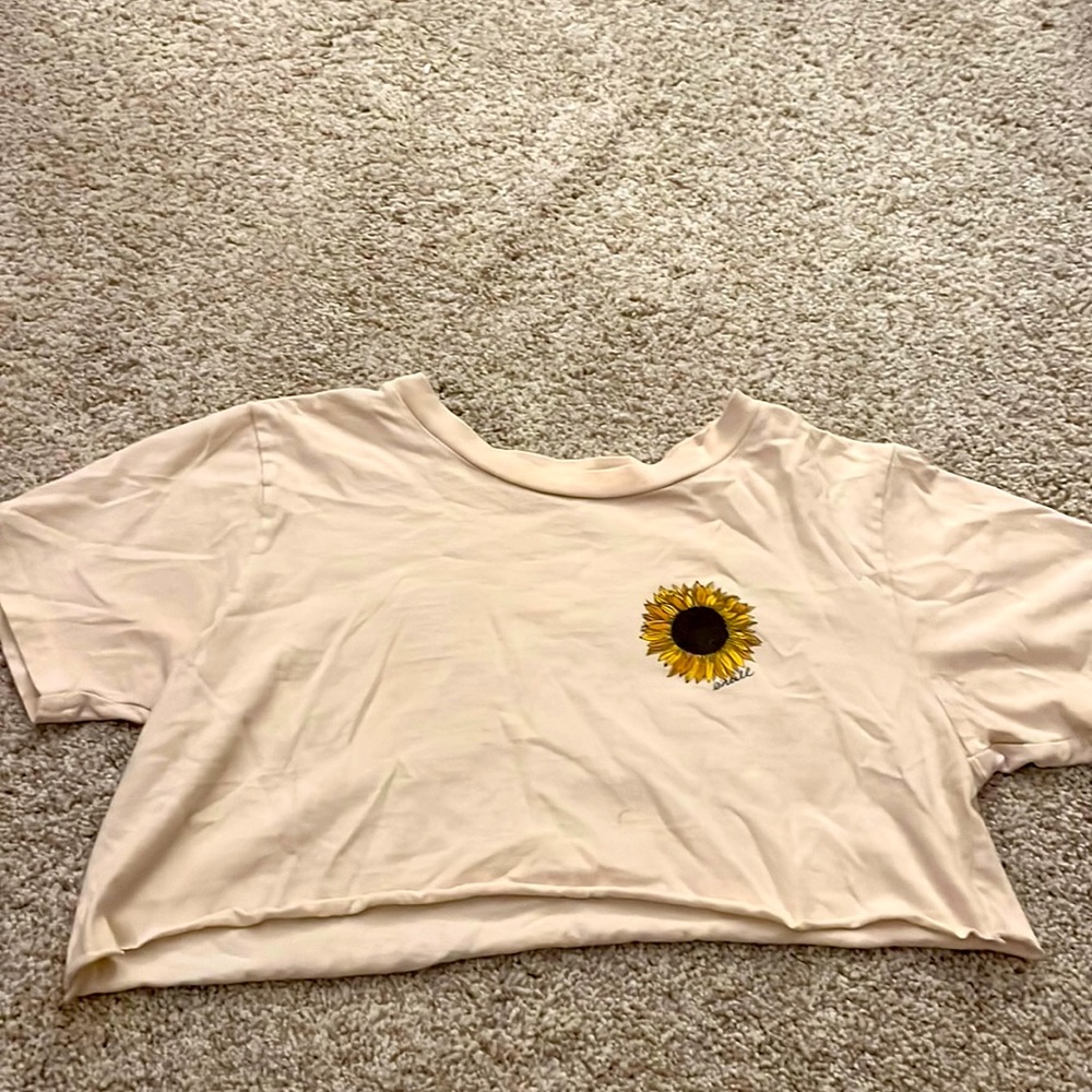 Cream crop top with sunflower design size L
